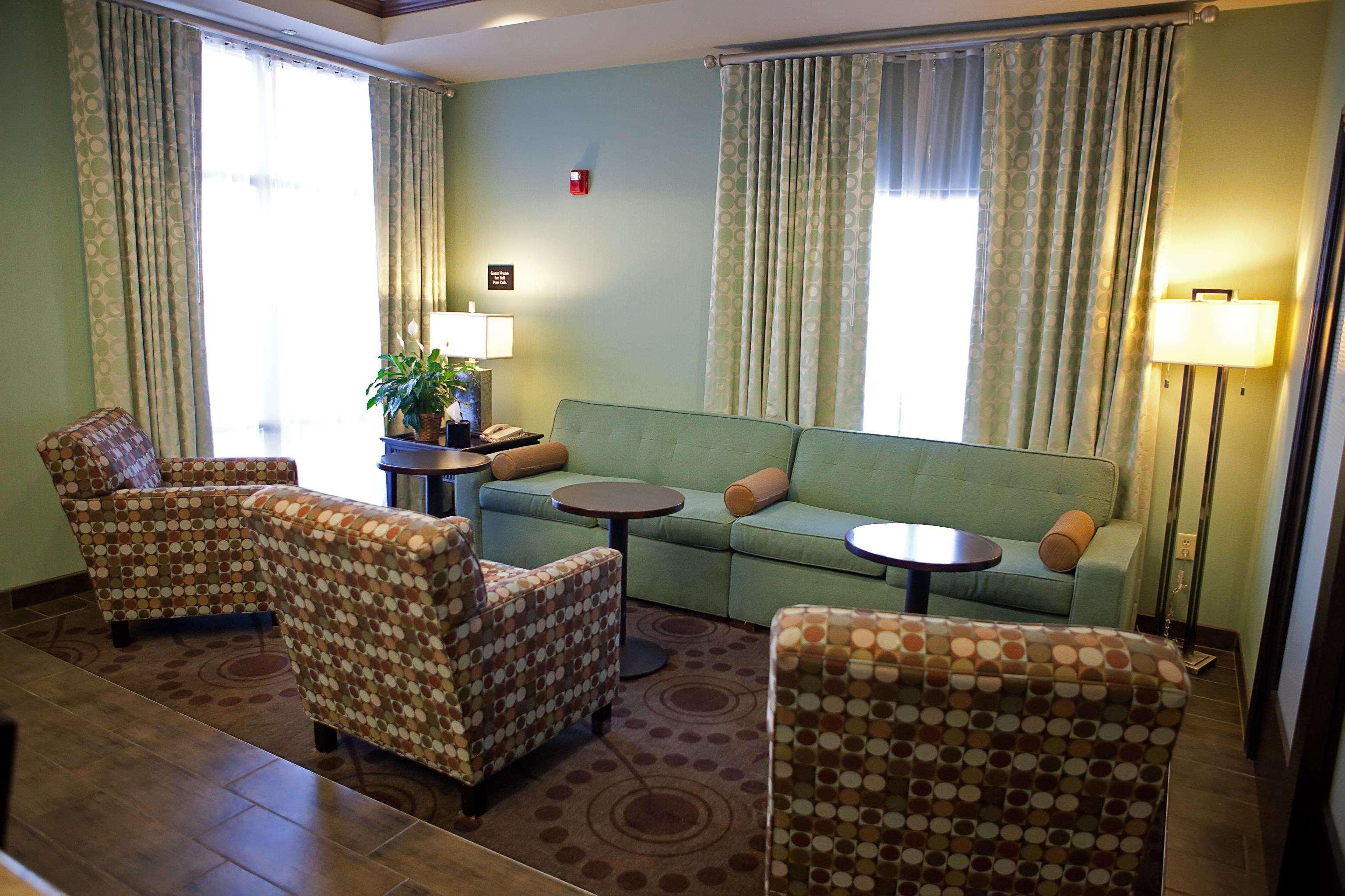 Hampton Inn Colby Kültér fotó