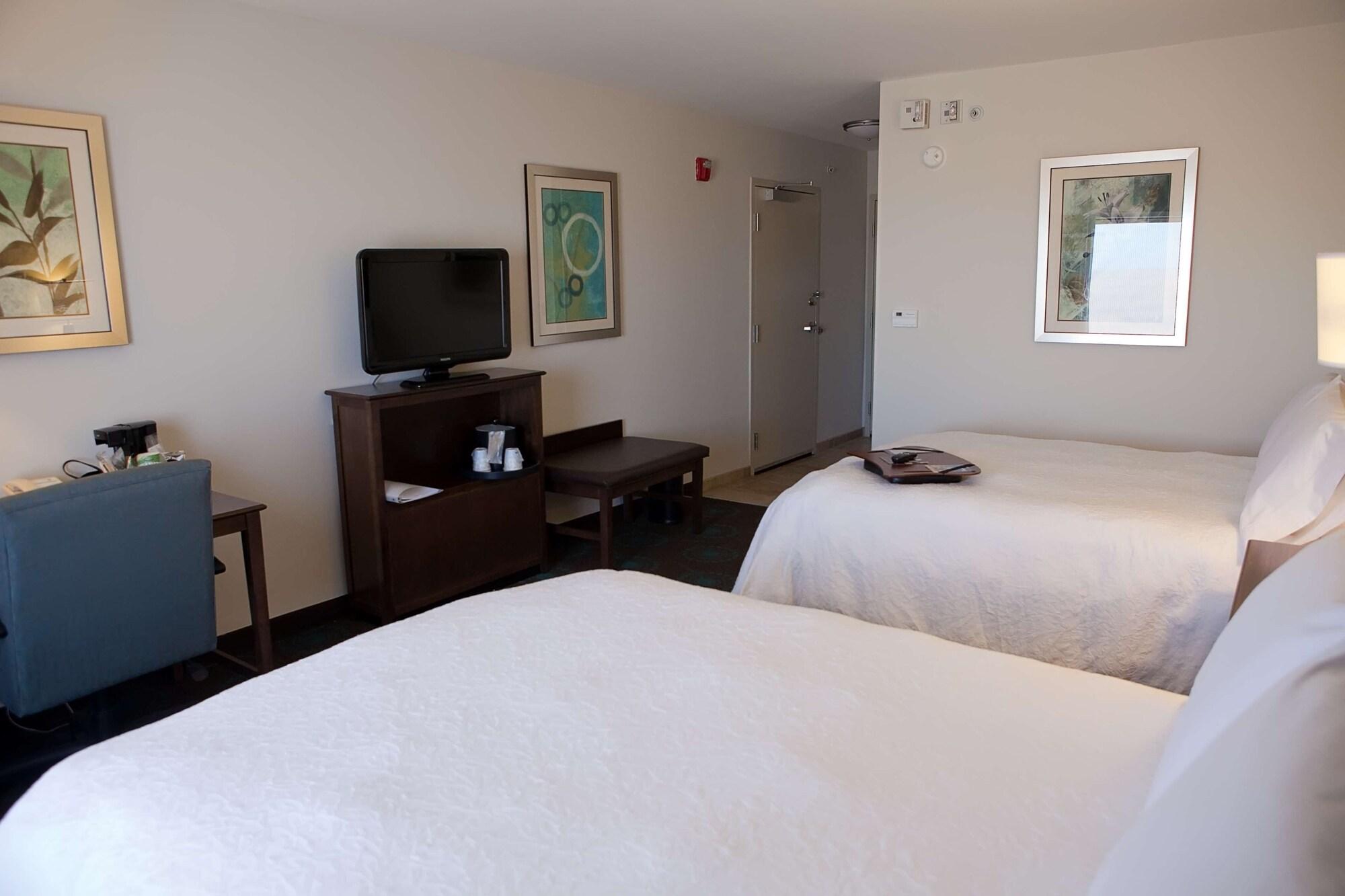 Hampton Inn Colby Kültér fotó