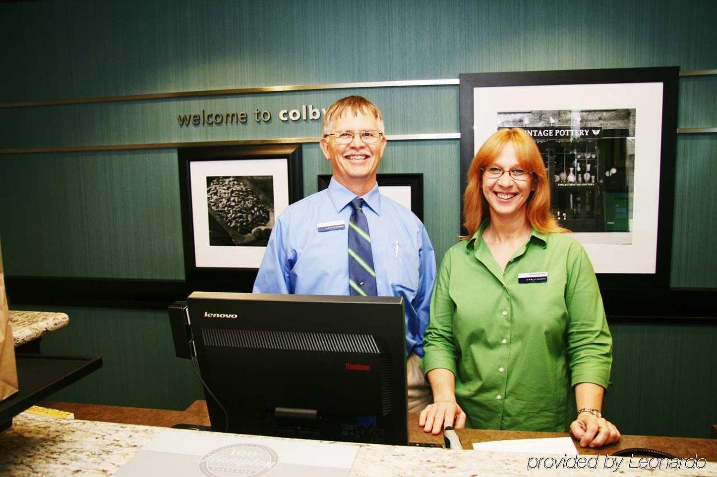 Hampton Inn Colby Kültér fotó
